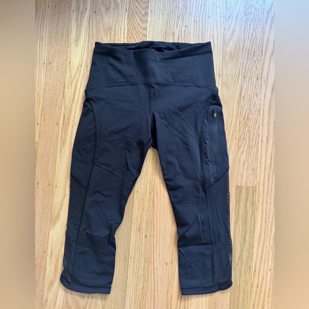 Lululemon Black Cropped Leggings